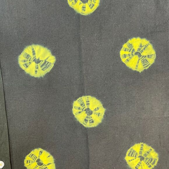 Men's Black and Yellow Casual Button Down Shirt - Picture 6 of 12